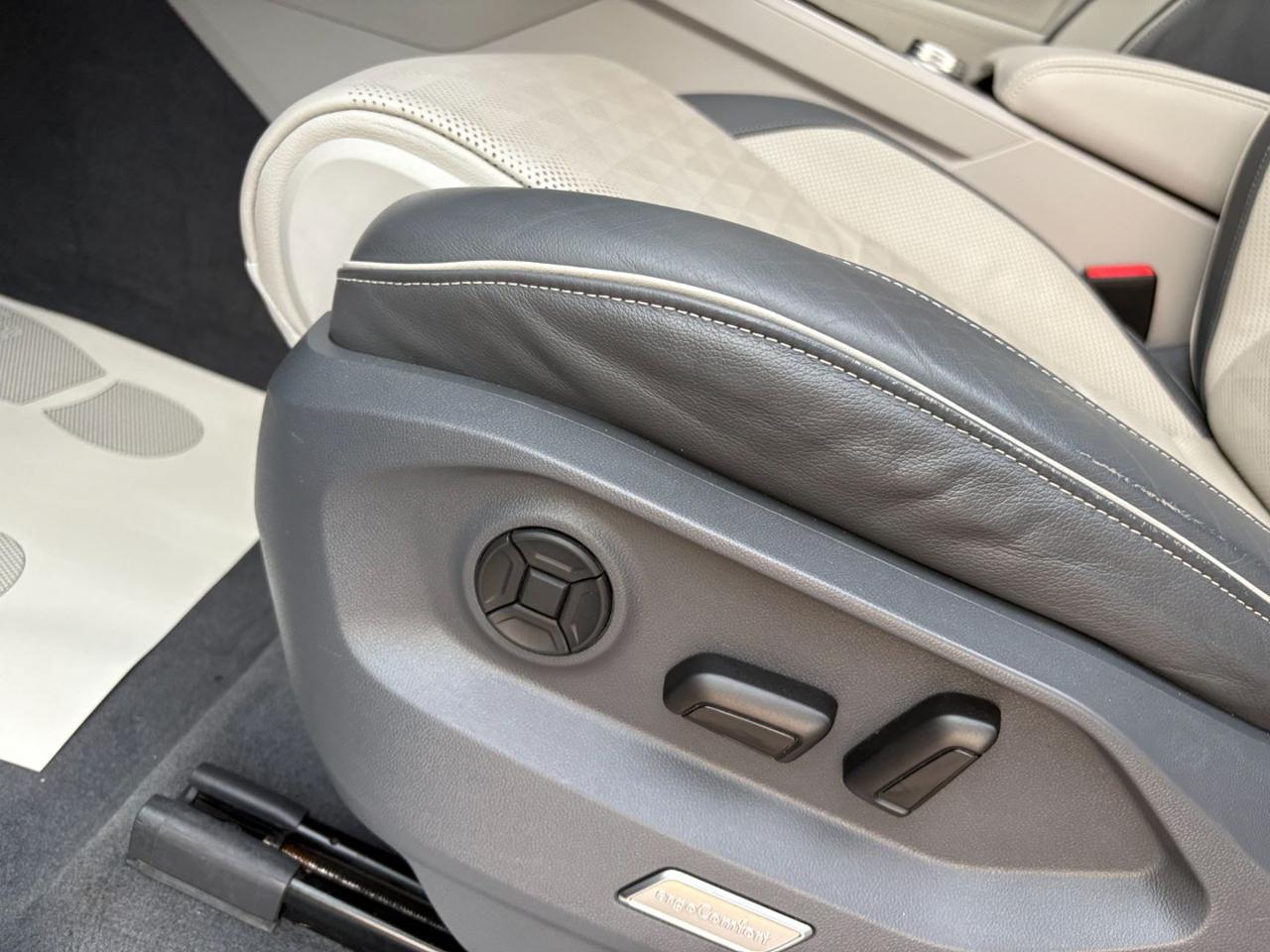 VOLKSWAGEN Touareg 3.0 V6 TDI SCR Elegance ESENTE DA SUPERBOLLO - 24