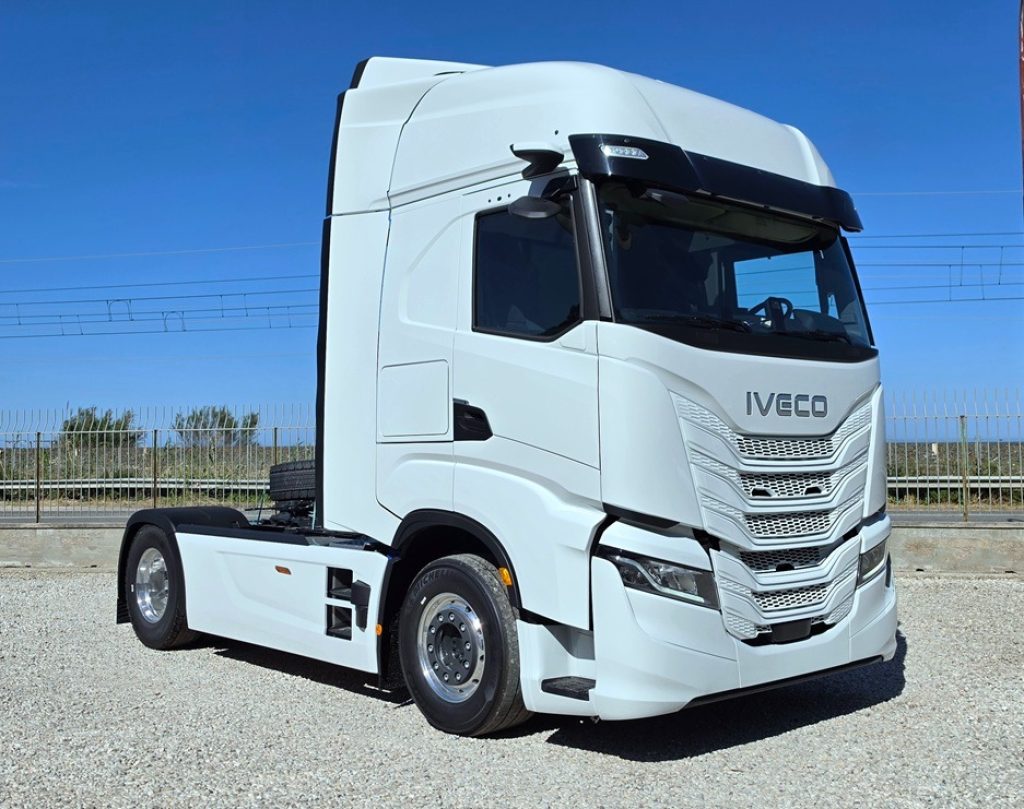 IVECO S-WAY 580 T/FP EU6 NUOVO INTARDER FULL OPTIONAL - 26