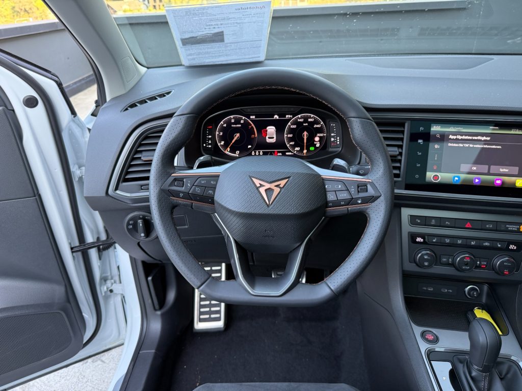 CUPRA Ateca 2.0 TSI DSG 4Drive GANCIO PANO Navi LED Cam - 8
