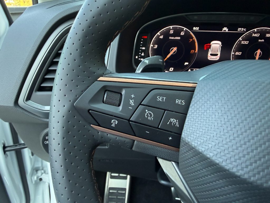 CUPRA Ateca 2.0 TSI DSG 4Drive GANCIO PANO Navi LED Cam - 11