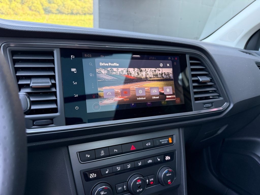 CUPRA Ateca 2.0 TSI DSG 4Drive GANCIO PANO Navi LED Cam - 16