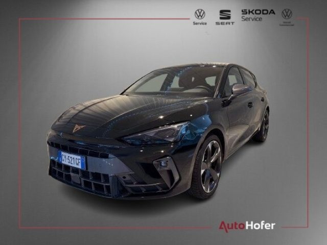 CUPRA Leon Schwarz metallisiert