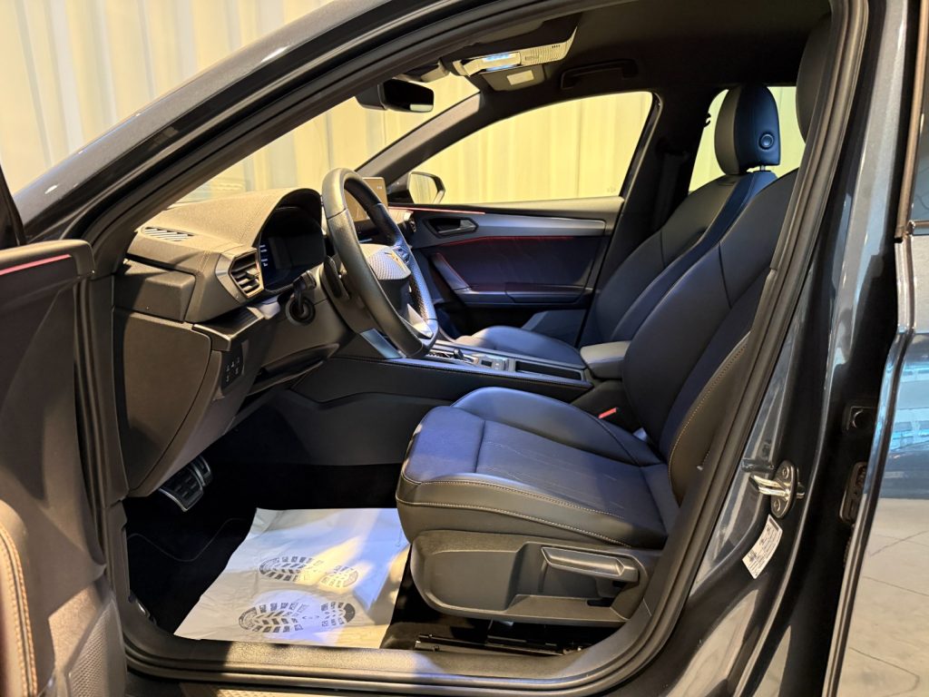 CUPRA Leon Sportstourer 2.0 TDI DSG EDGE PACK Matrix Camera - 4