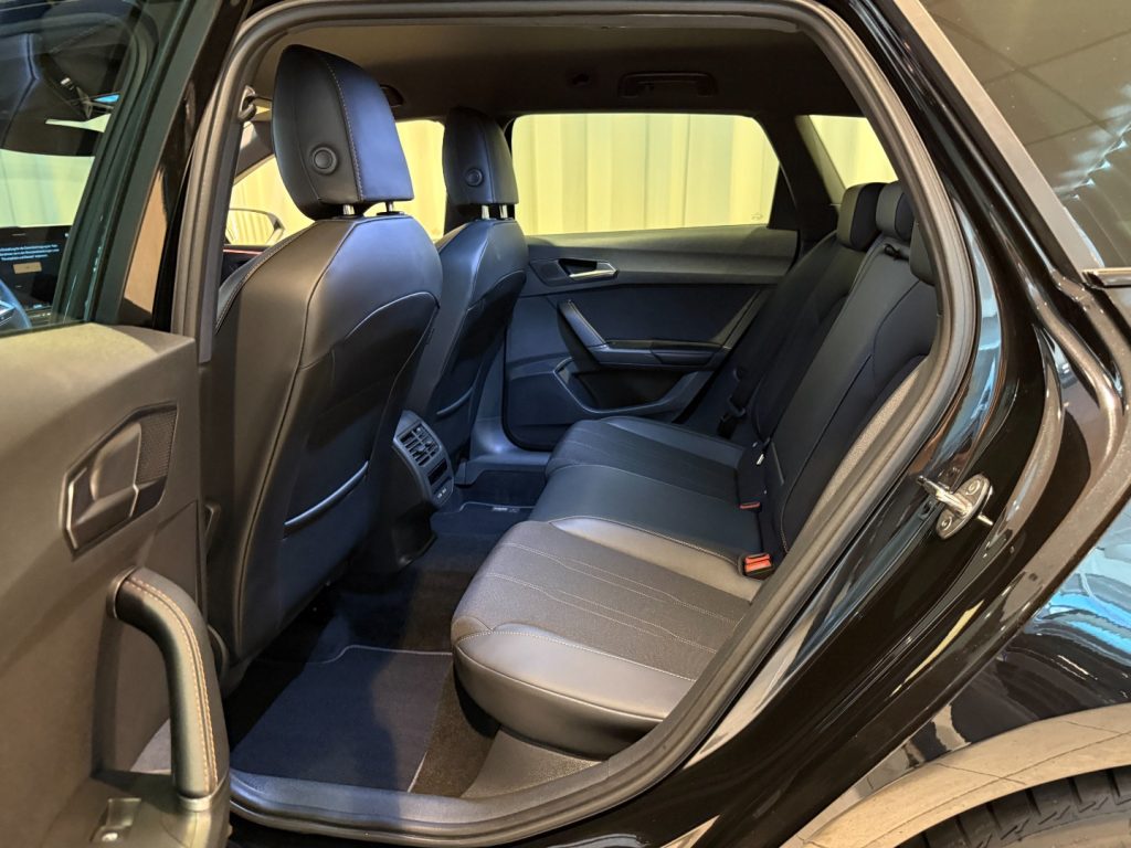CUPRA Leon Sportstourer 2.0 TDI DSG EDGE PACK Camera App Conn - 5