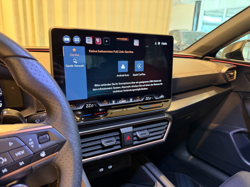 CUPRA Leon Sportstourer 2.0 TDI DSG EDGE PACK Camera App Conn - 14