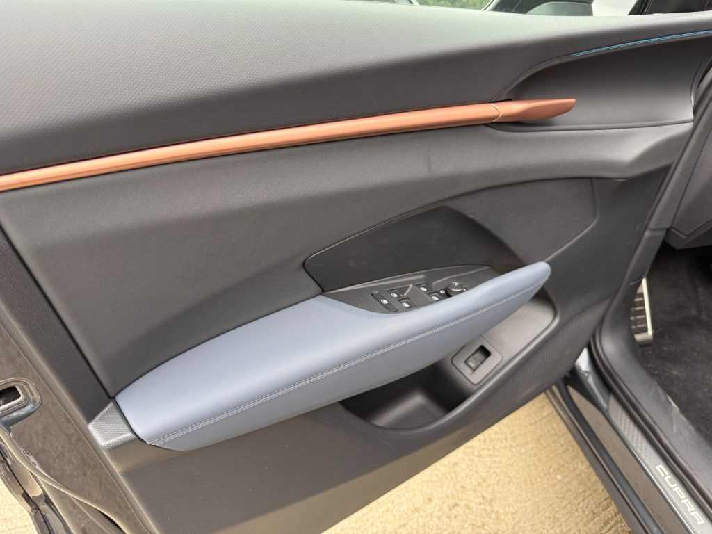 CUPRA Terramar 2.0 TSI 4Drive VZ GANCIO Camera LED KM0 - 6