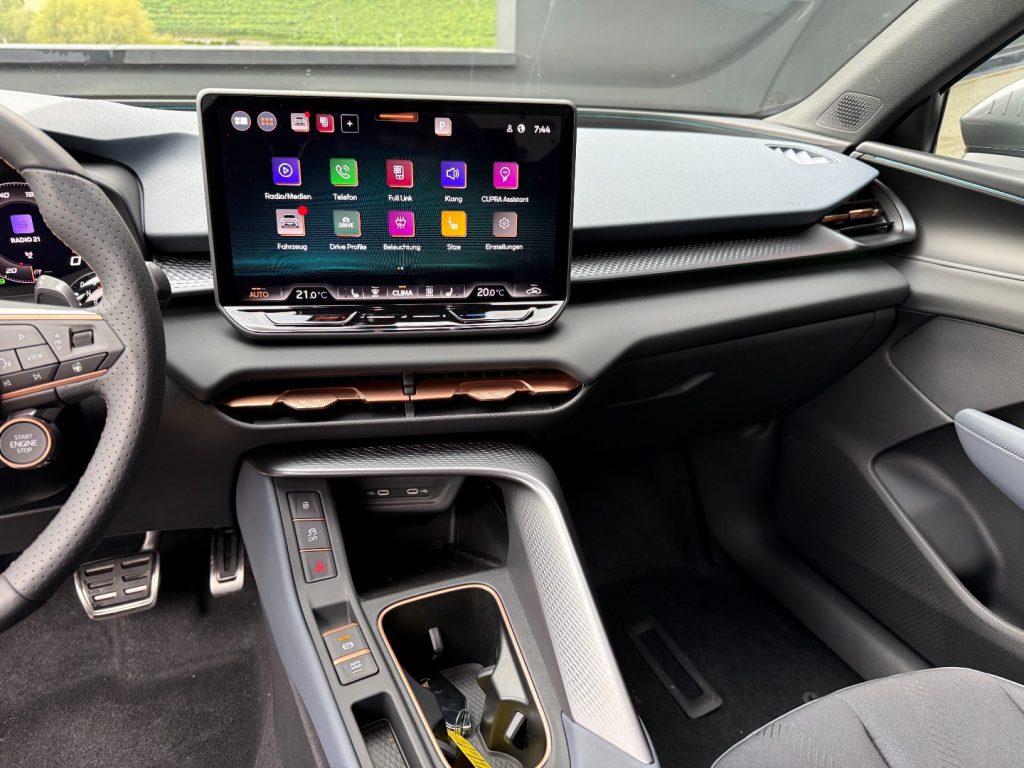 CUPRA Terramar 2.0 TSI 4Drive VZ GANCIO Camera LED KM0 - 9