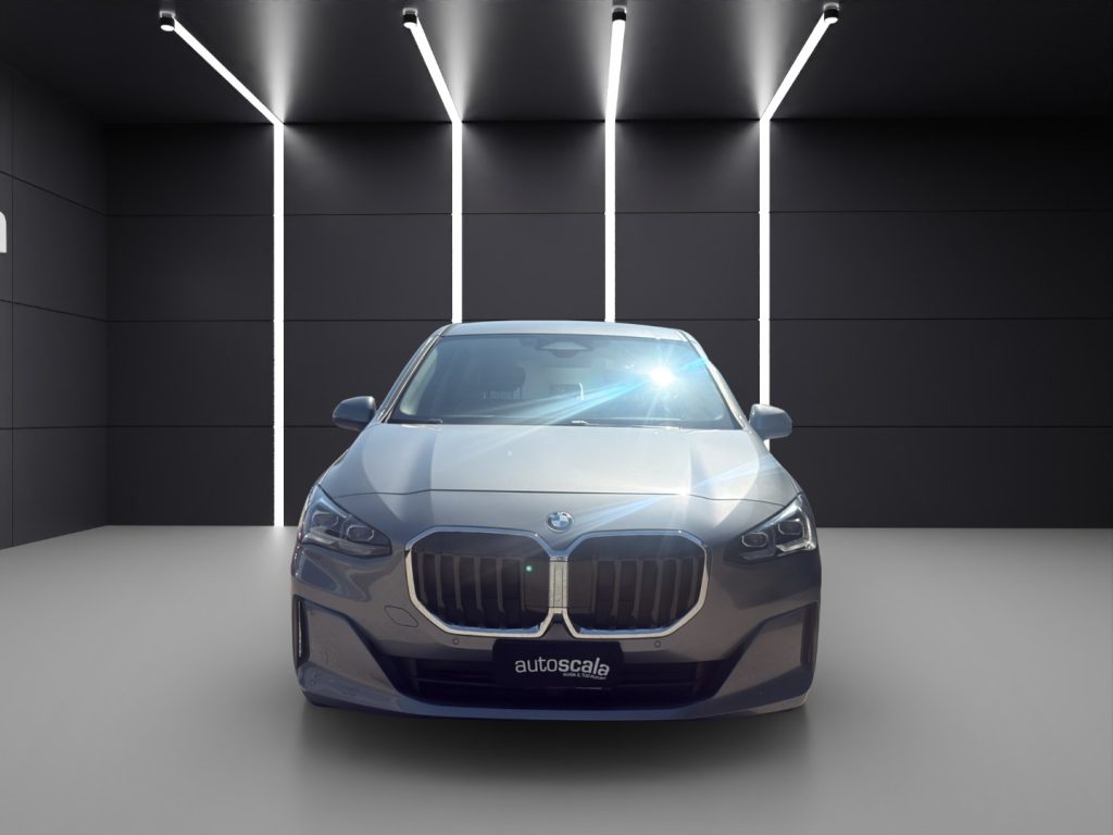BMW 218 d Active Tourer - 8