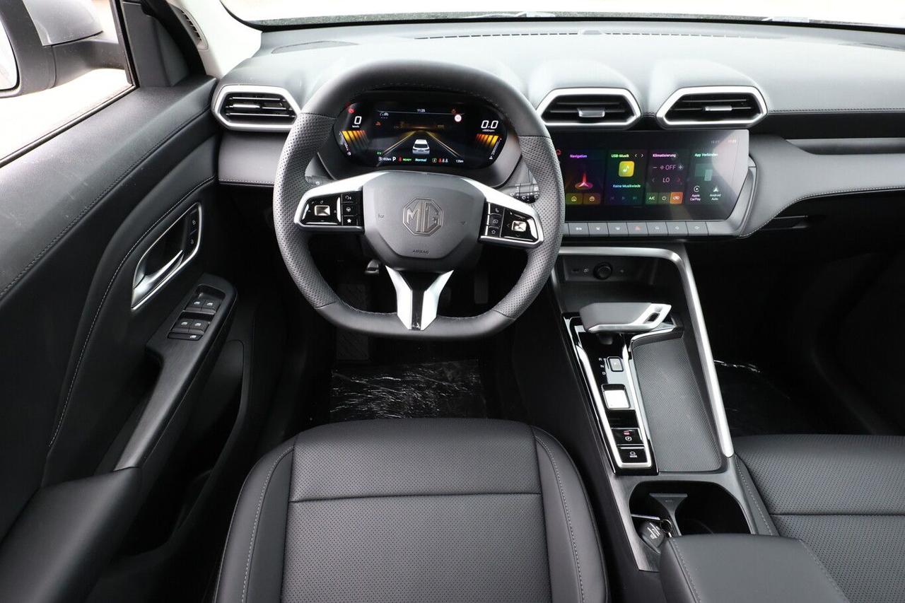MG ZS 1.5 Hybrid+ Luxury - 2