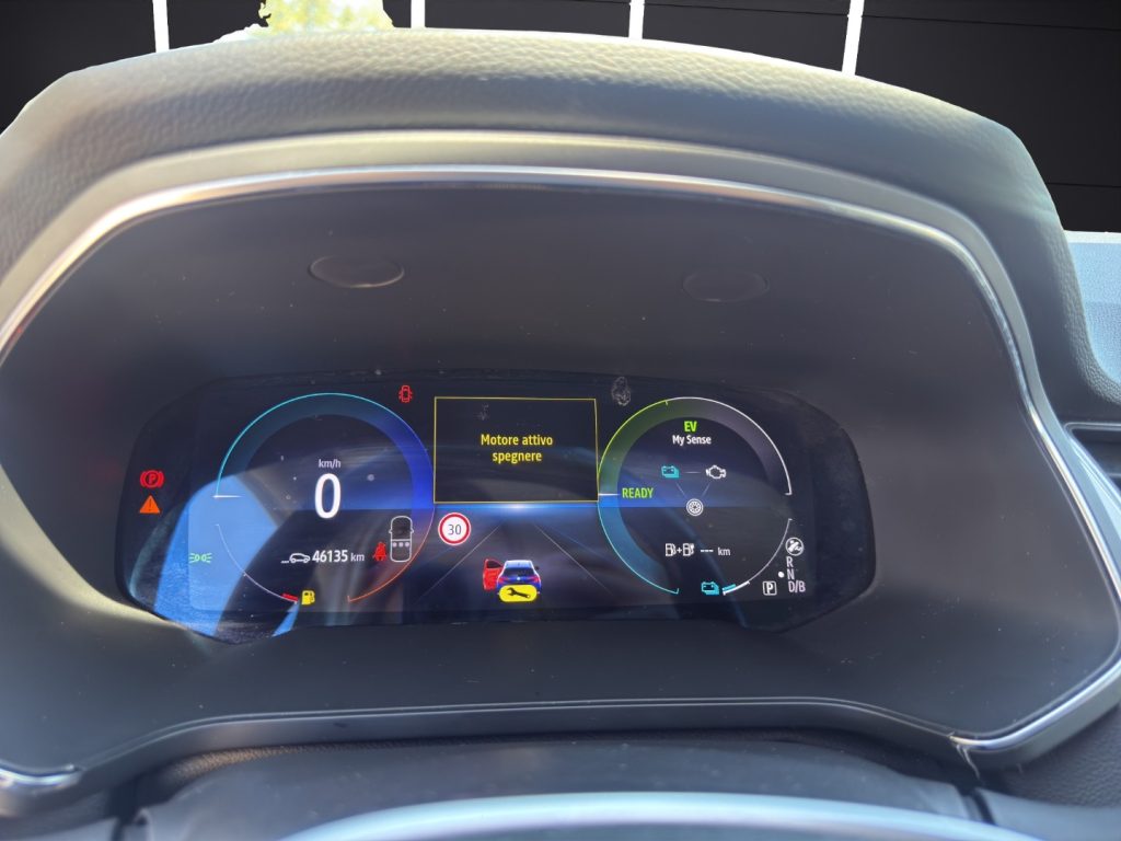 RENAULT Captur Plug-in Hybrid E-Tech 160 CV Intens - 9