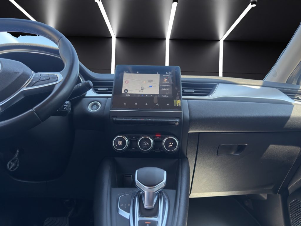 RENAULT Captur Plug-in Hybrid E-Tech 160 CV Intens - 13