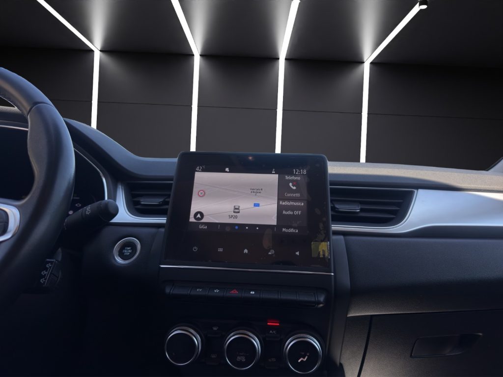 RENAULT Captur Plug-in Hybrid E-Tech 160 CV Intens - 14