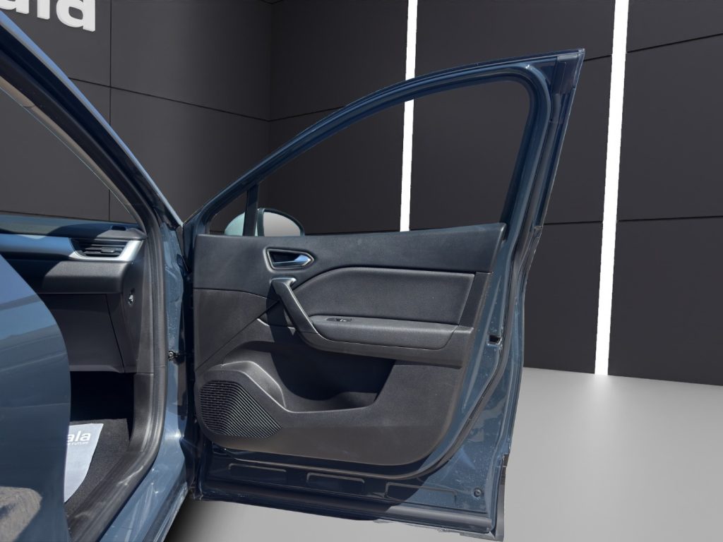 RENAULT Captur Plug-in Hybrid E-Tech 160 CV Intens - 15