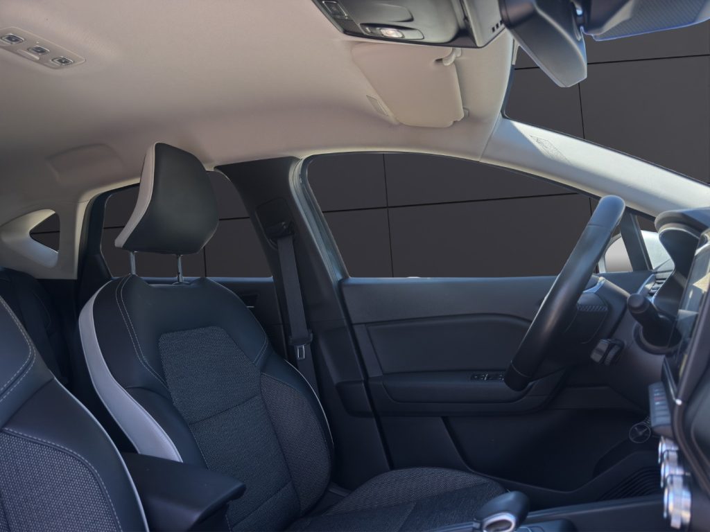 RENAULT Captur Plug-in Hybrid E-Tech 160 CV Intens - 16