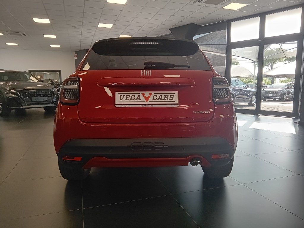 Clicca per ingrandire 600 - Hybrid 100 CV DCT MHEV La Prima