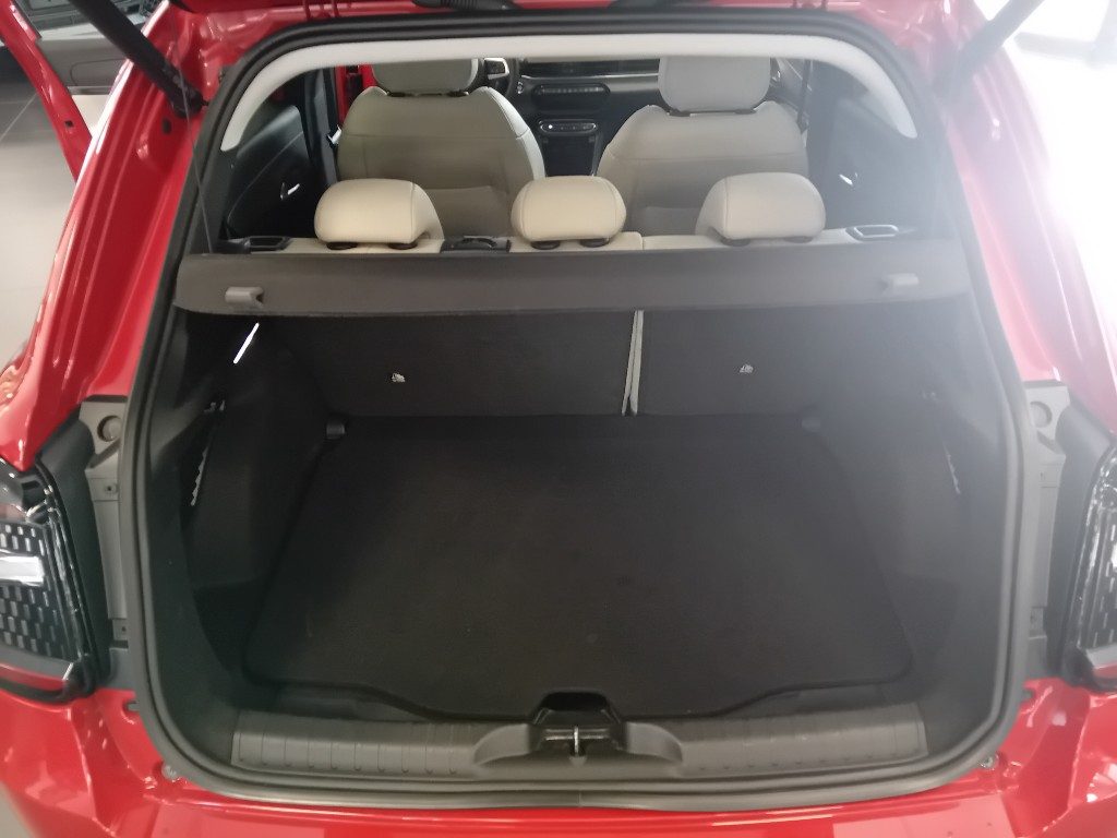 Clicca per ingrandire 600 - Hybrid 100 CV DCT MHEV La Prima