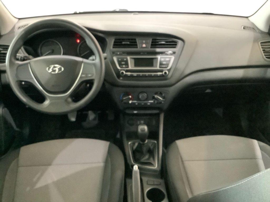 HYUNDAI i20 1.2 84 CV 5 porte Comfort - 7