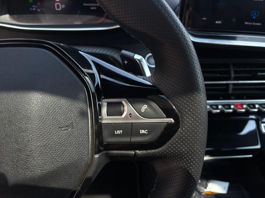 PEUGEOT 208 Hybrid GT *UNICO PROPRIETARIO - 16