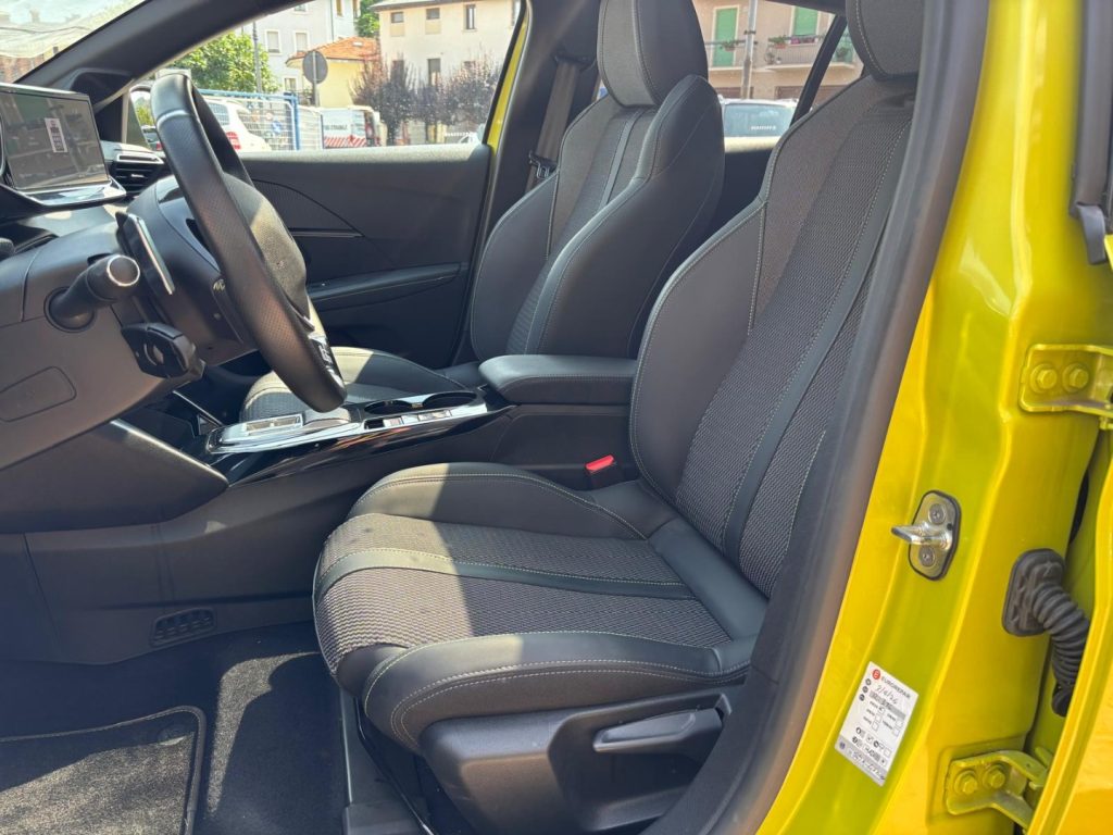 PEUGEOT 208 Hybrid GT *UNICO PROPRIETARIO - 10