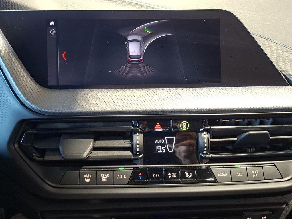 BMW 116 d 5p. Msport Aut. - 12