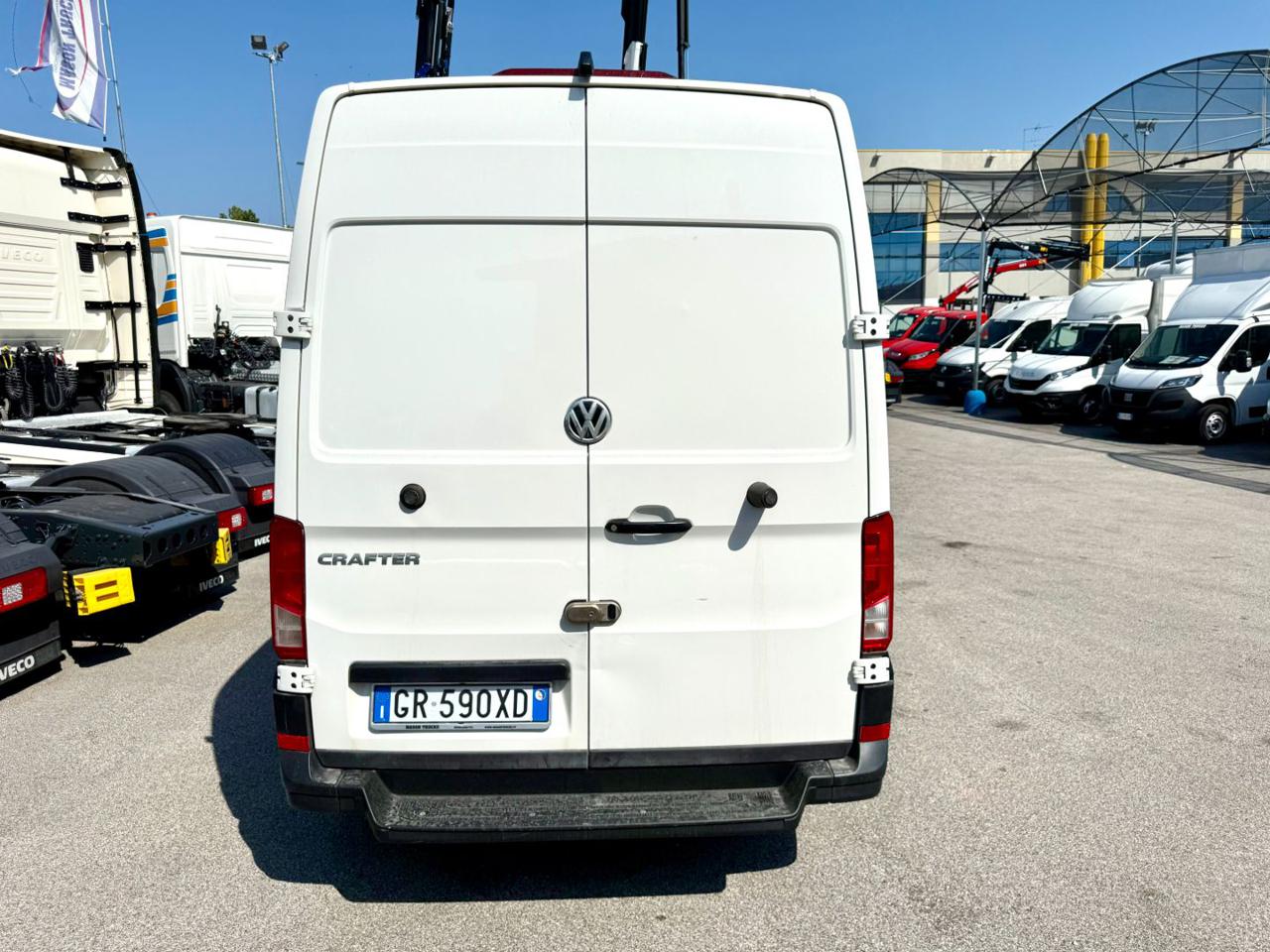 VOLKSWAGEN CRAFTER  2.0 TDI L3H3 - 6