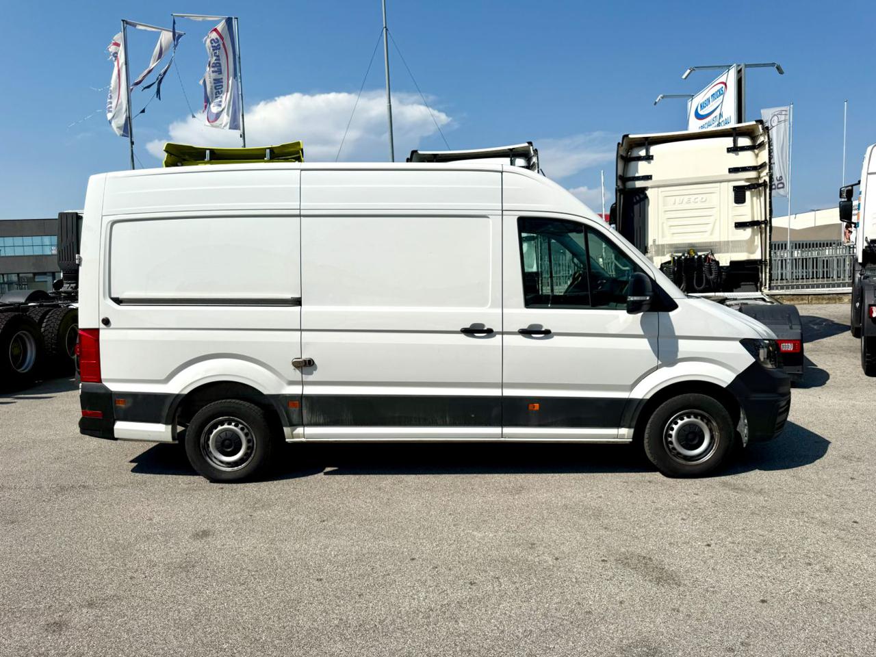 VOLKSWAGEN CRAFTER  2.0 TDI L3H3 - 3