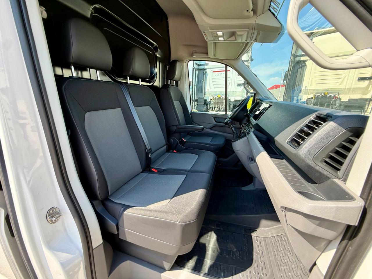 VOLKSWAGEN CRAFTER  2.0 TDI L3H3 - 9