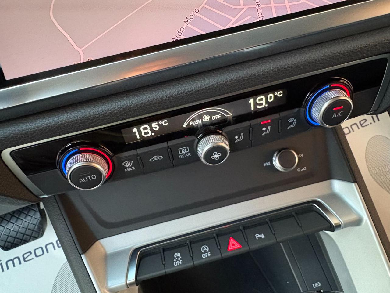 AUDI Q3 35 TDI 150 CV S tronic Business FARI LED - 27