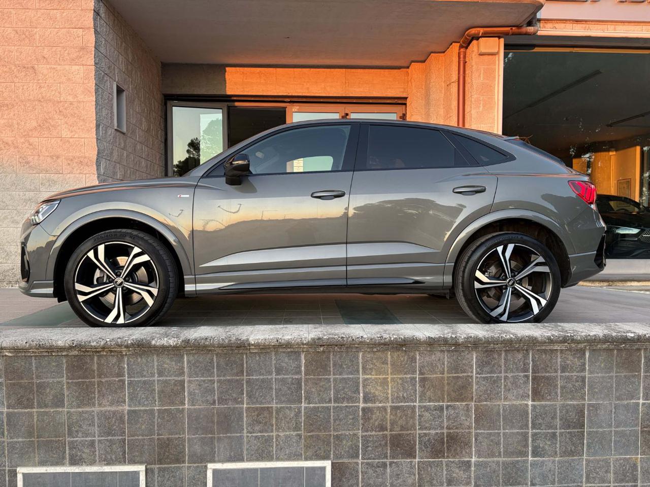 AUDI Q3 SPB Sportback 40 TDI quattro S tronic S line Plus - 8