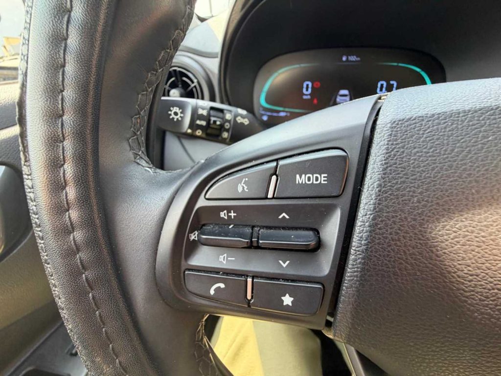 HYUNDAI i10 1.0 mpi Connectline Navi Pack - 18