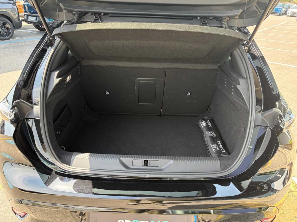 PEUGEOT 308 1.2 hybrid GT 145cv e-dcs 6 - 10