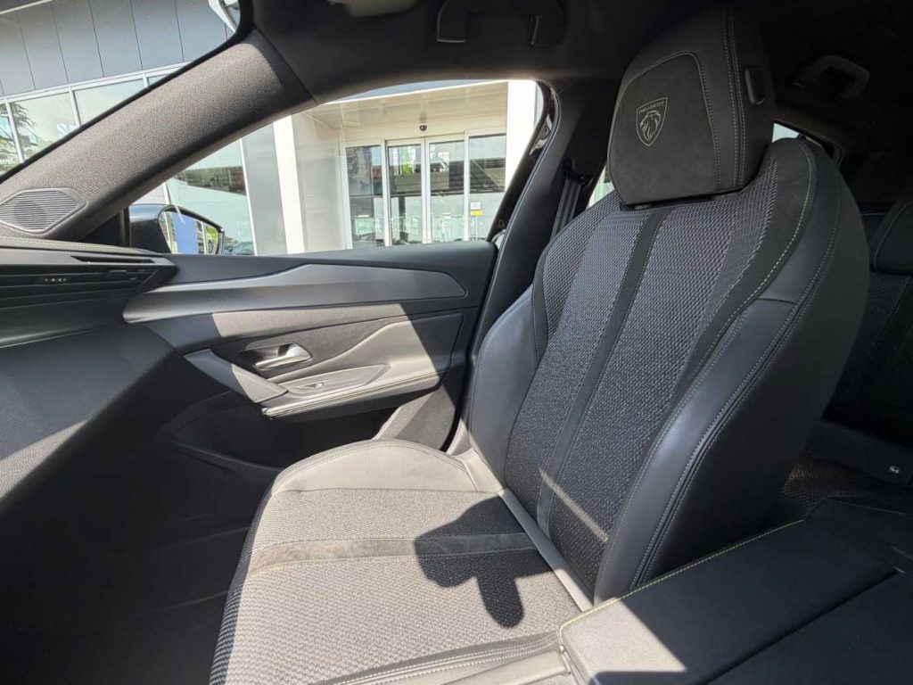 PEUGEOT 308 1.2 hybrid GT 145cv e-dcs 6 - 21