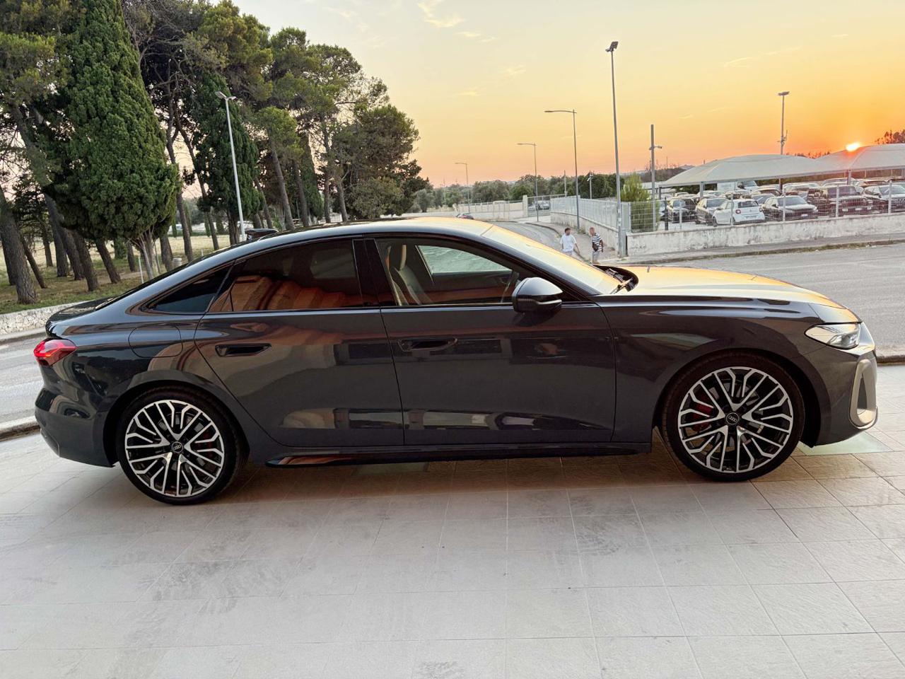 AUDI A5 TDI 150 kW mHEV+ S tronic quattro S Line edition. - 4