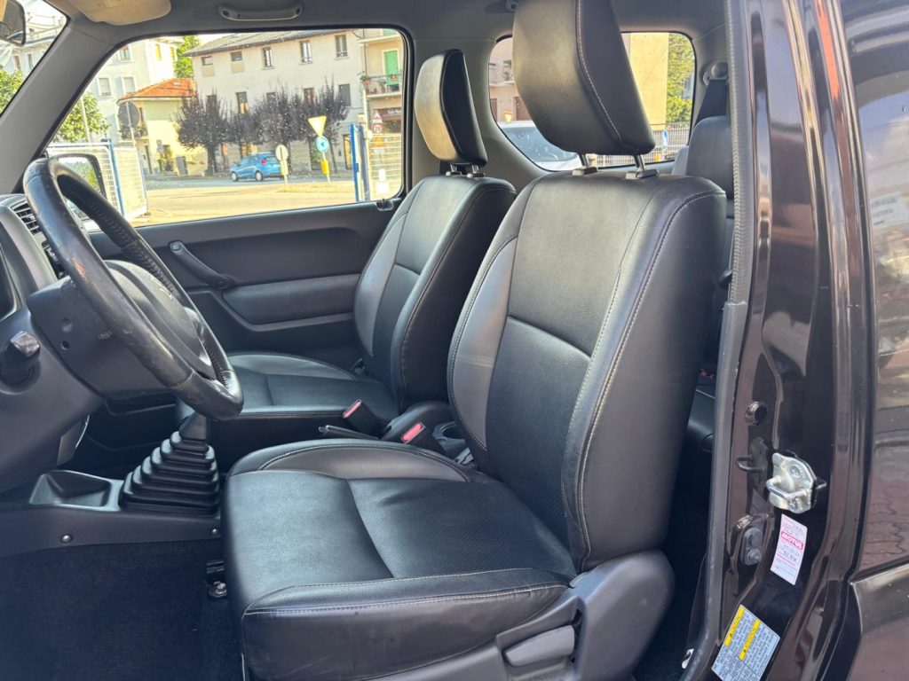 SUZUKI Jimny 1.3 4WD - 8