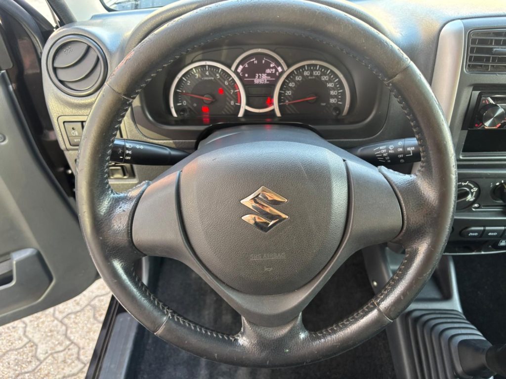 SUZUKI Jimny 1.3 4WD - 12