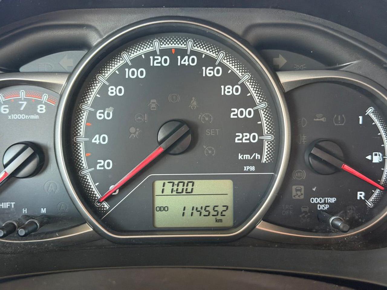 TOYOTA Yaris 1.0 5 porte Active - 20