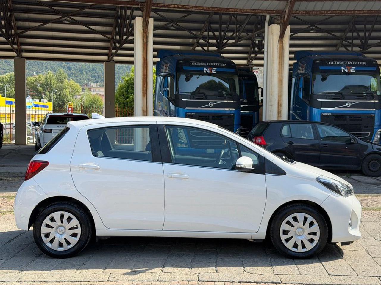 TOYOTA Yaris 1.0 5 porte Active - 4