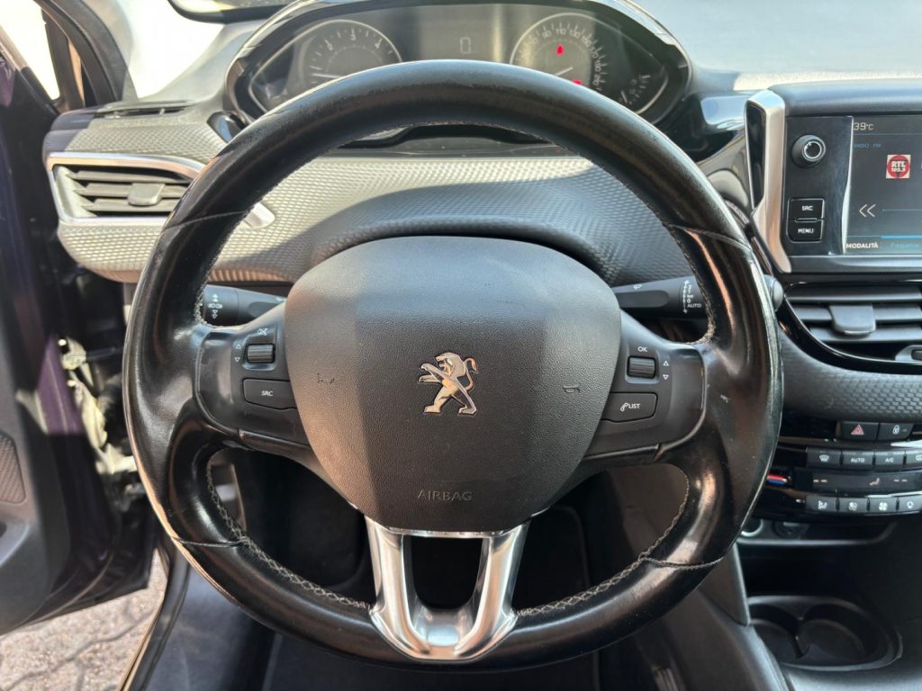 PEUGEOT 208 BlueHDi 75CV Cerchi in lega - 12