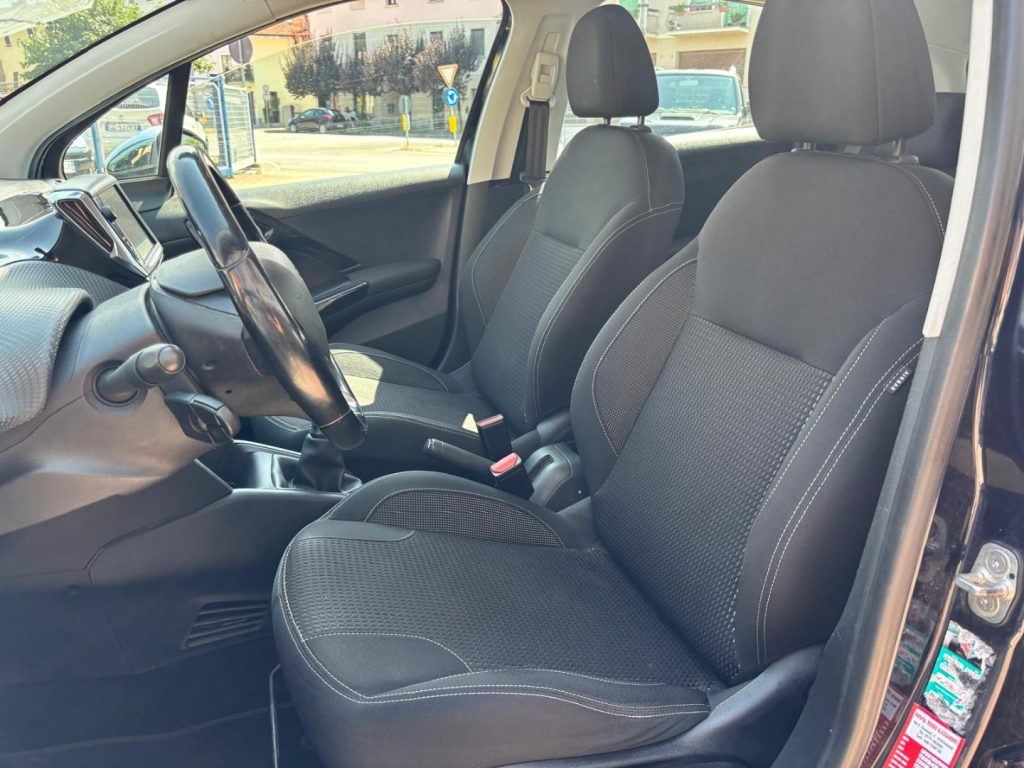 PEUGEOT 208 BlueHDi 75CV Cerchi in lega - 8