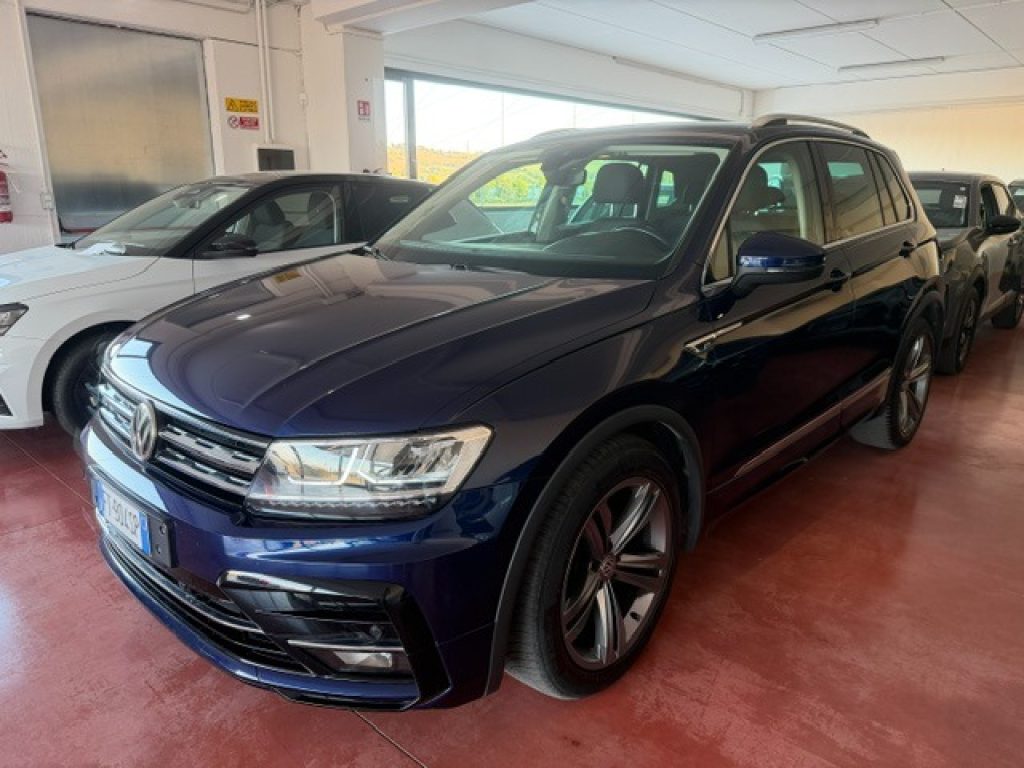 VOLKSWAGEN Tiguan 1.6 TDI SCR Sport R-Line - 3