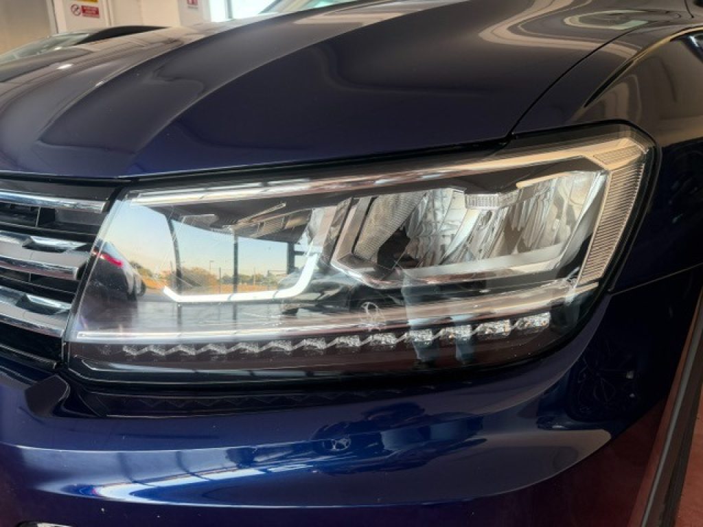 VOLKSWAGEN Tiguan 1.6 TDI SCR Sport R-Line - 4