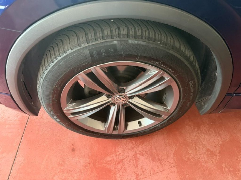 VOLKSWAGEN Tiguan 1.6 TDI SCR Sport R-Line - 5