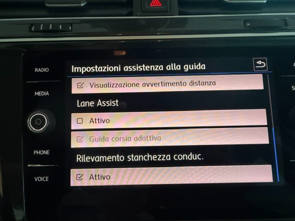 VOLKSWAGEN Tiguan 1.6 TDI SCR Sport R-Line - 19