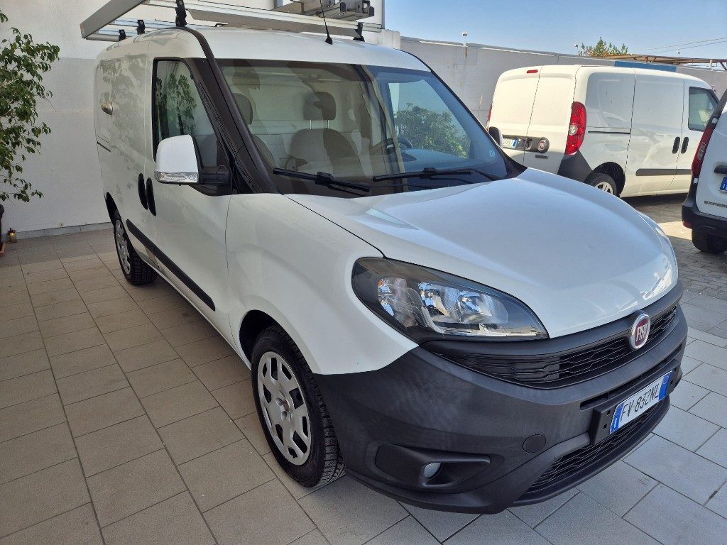 FIAT Doblo Doblò 1.4 T-Jet Natural Power ATTREZZATO - 3