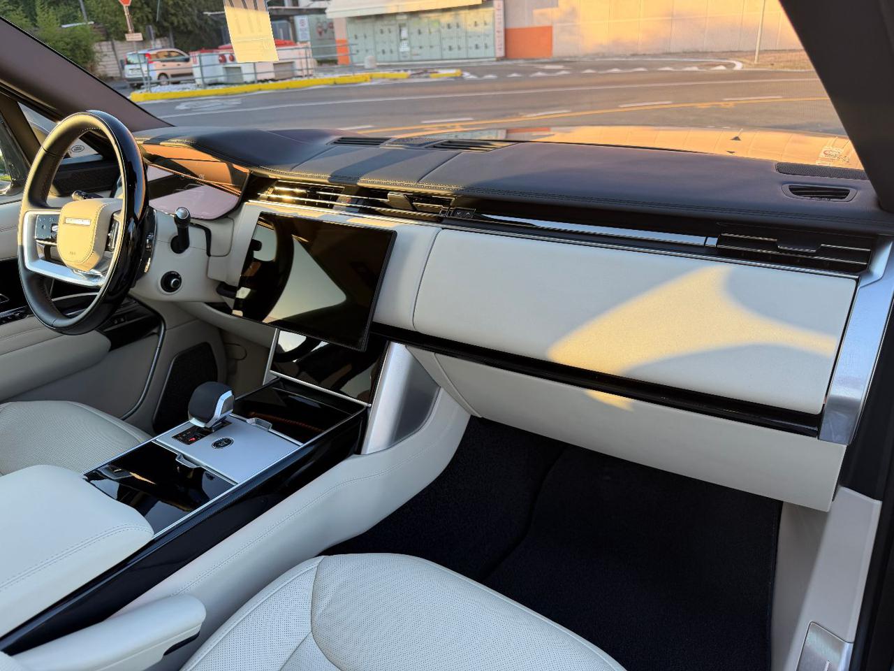 LAND ROVER Range Rover 3.0 I6 PHEV 550 CV Autobiography - 18