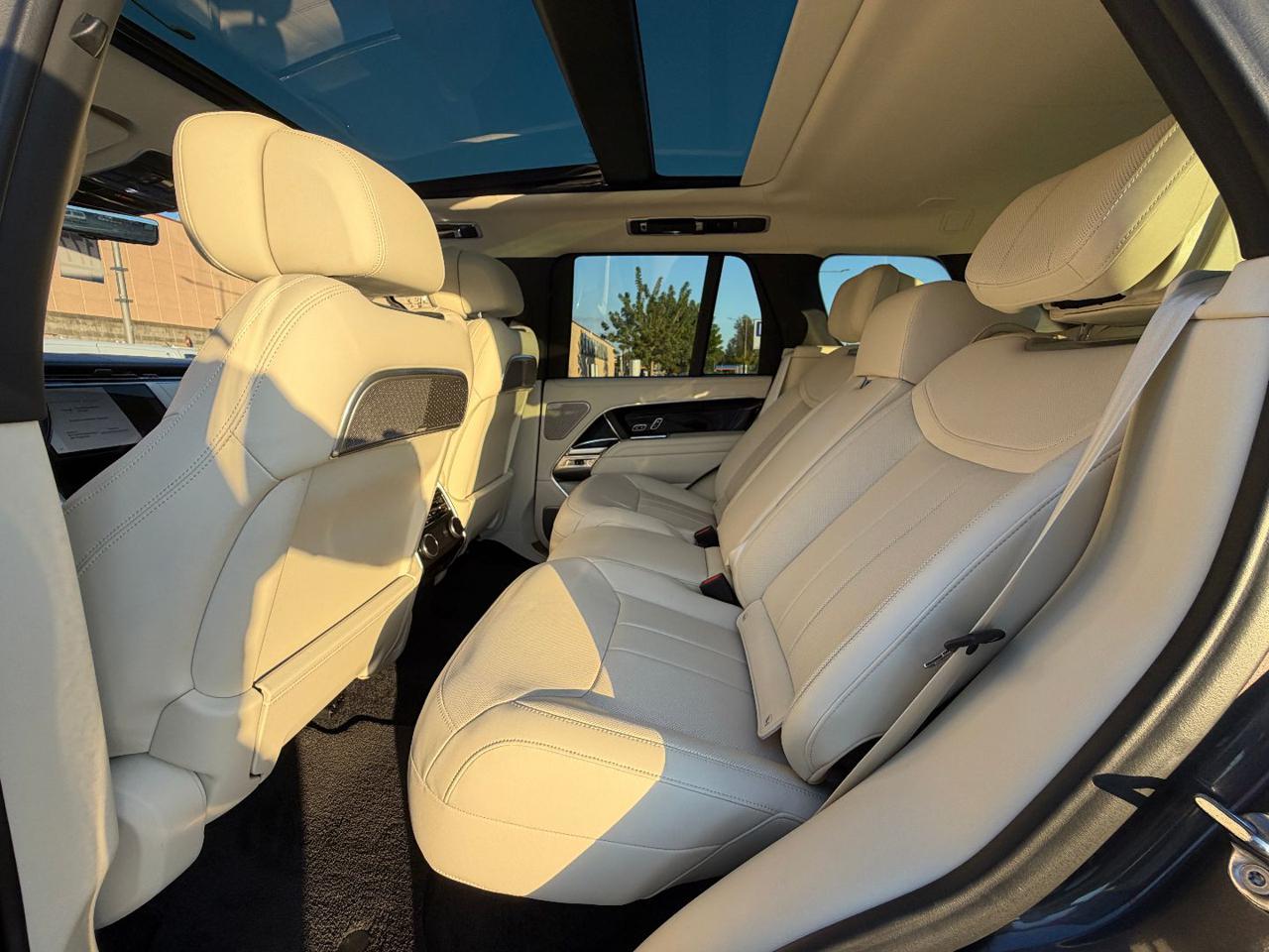 LAND ROVER Range Rover 3.0 I6 PHEV 550 CV Autobiography - 10