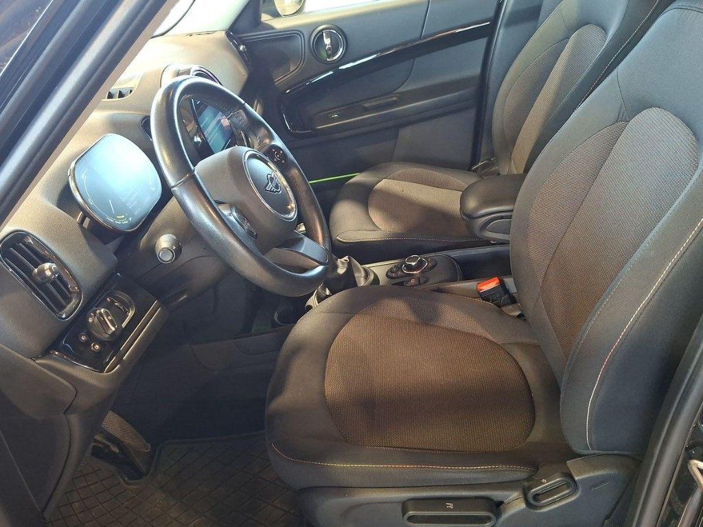 MINI Countryman 1.5 Cooper SE Essential Countryman ALL4 - 9