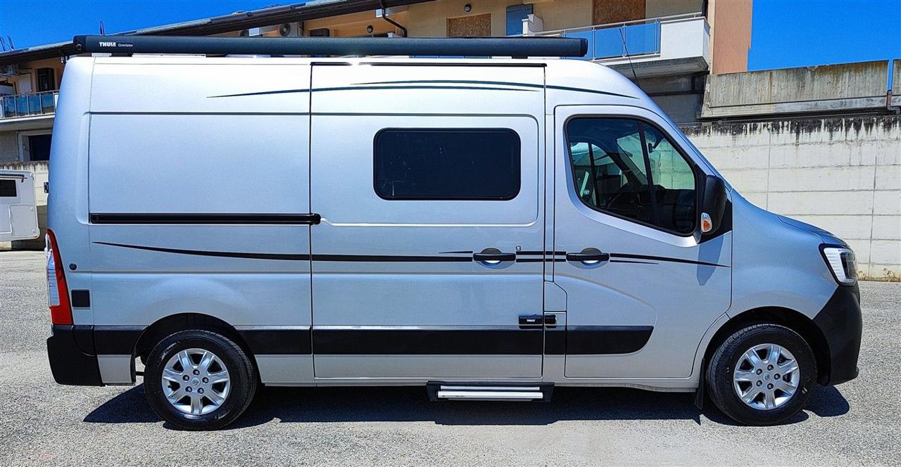 MASTER VAN