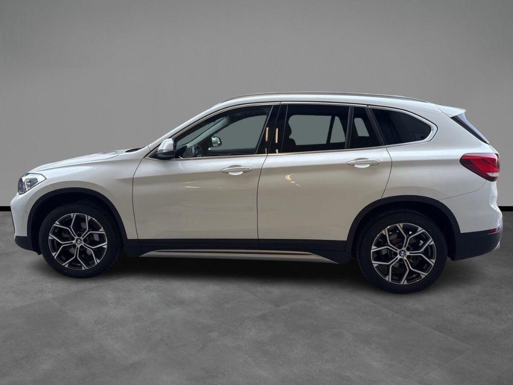 BMW X1 sDrive18d xLine Aut. - 3