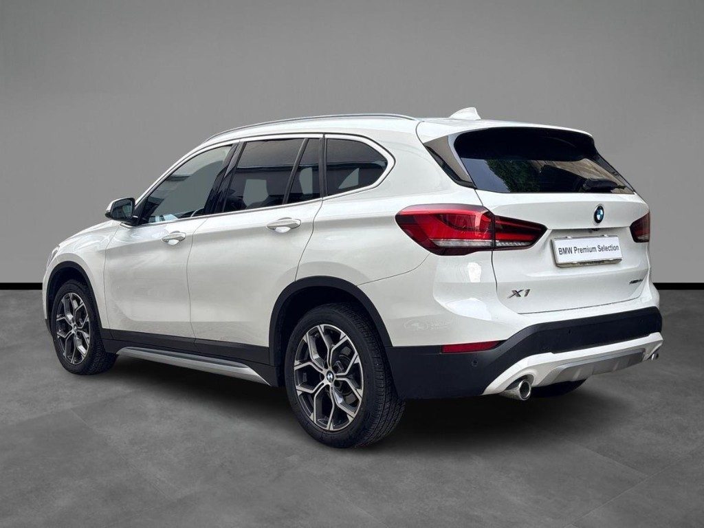 BMW X1 sDrive18d xLine Aut. - 4
